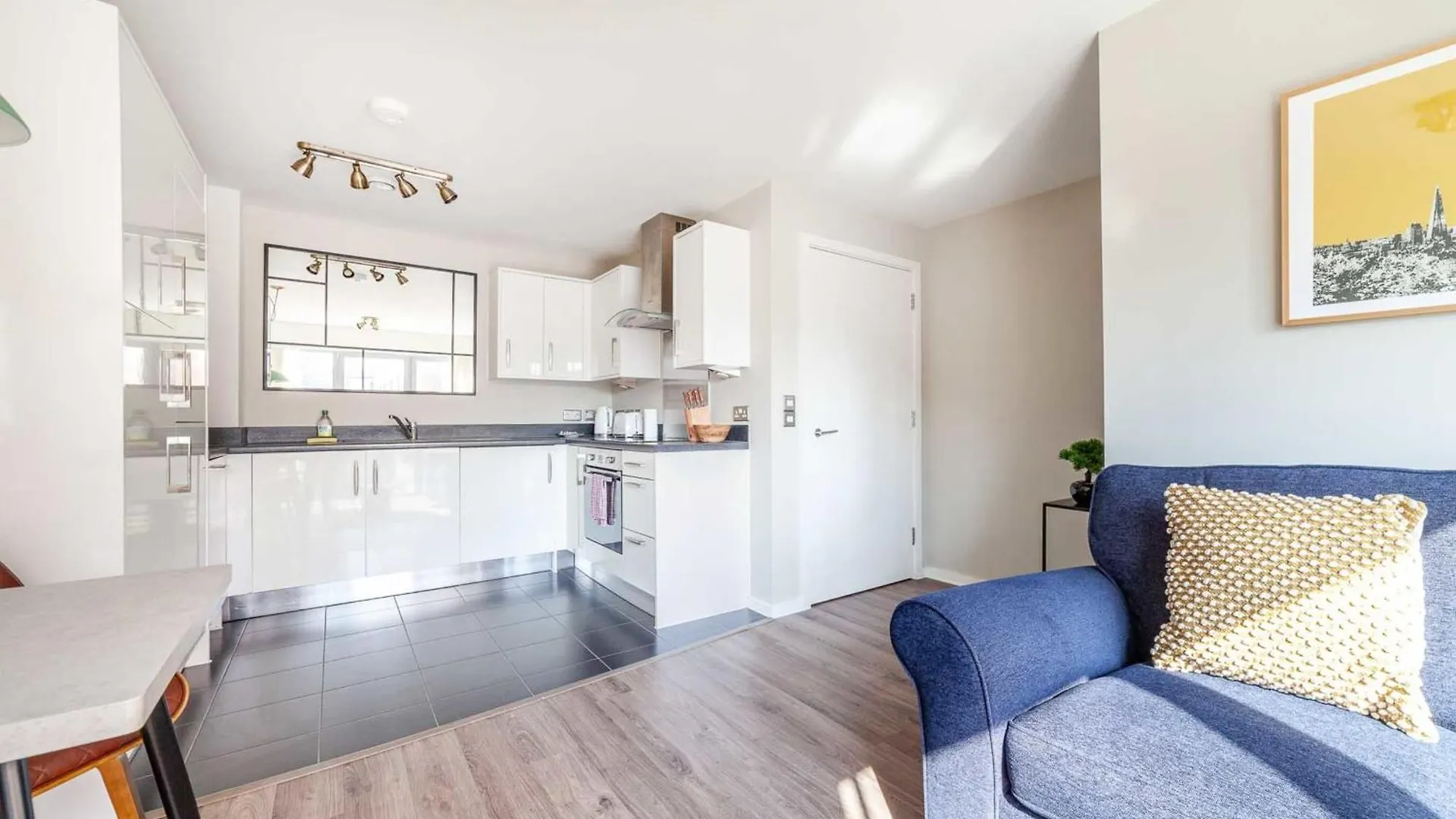 Cosy East London Retreat Apartment